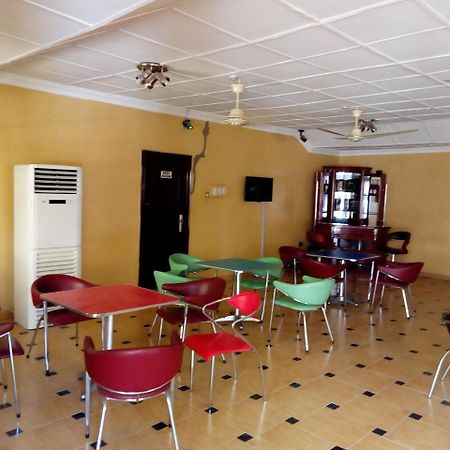 根普雷斯顿套房酒店 Papalanto 外观 照片